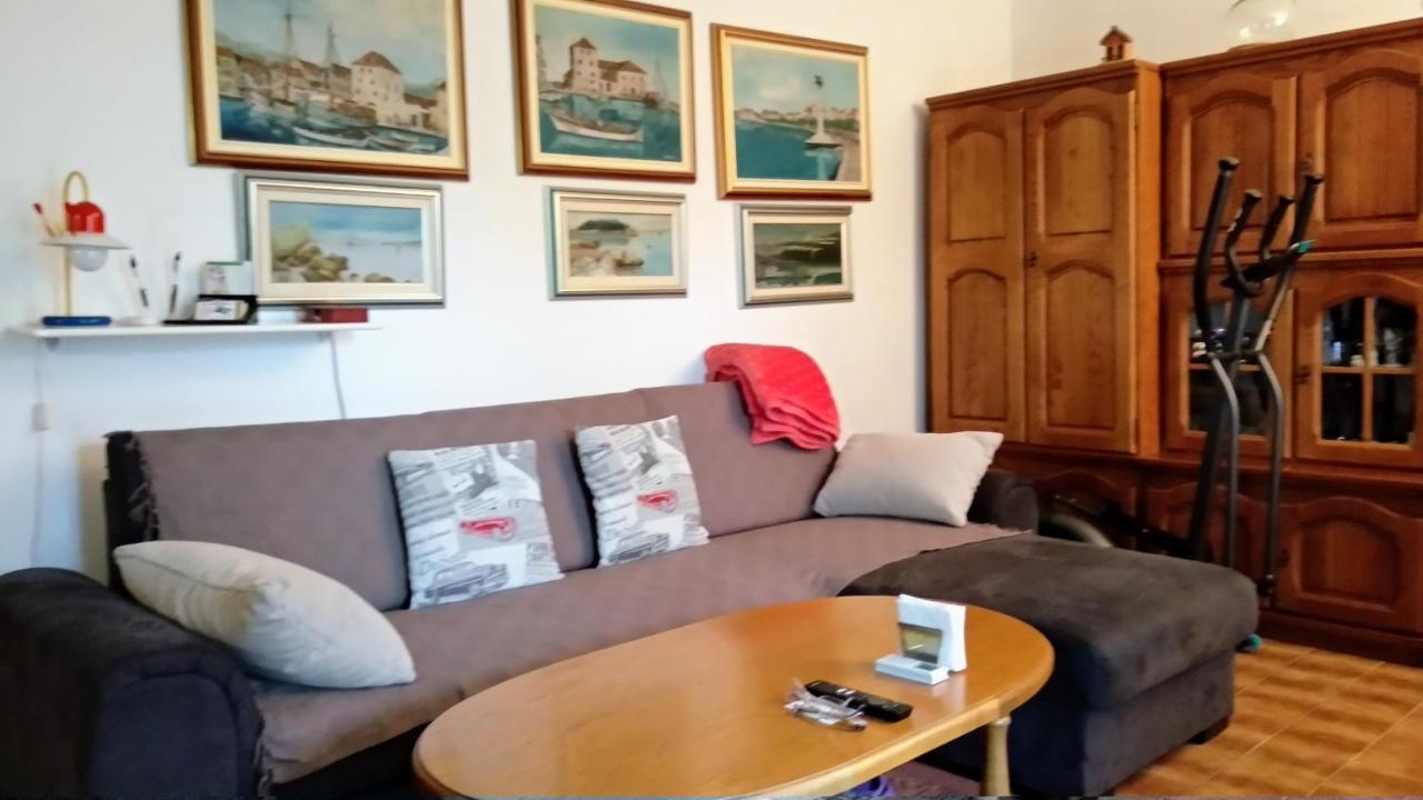 Apartman Tonka Kaštela Exteriör bild