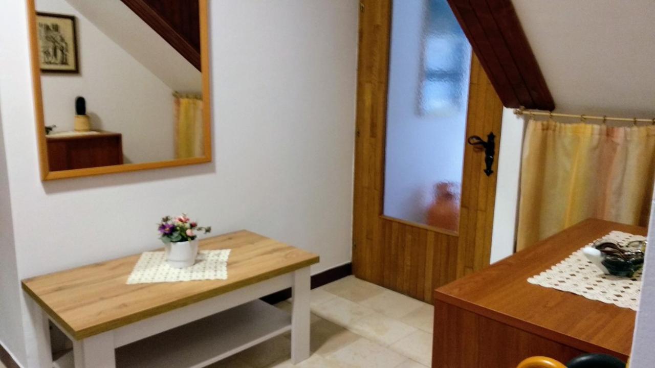 Apartman Tonka Kaštela Exteriör bild