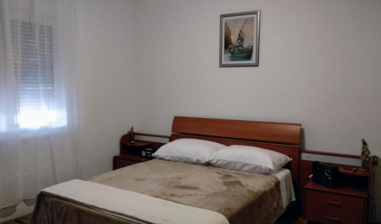Apartman Tonka Kaštela Exteriör bild