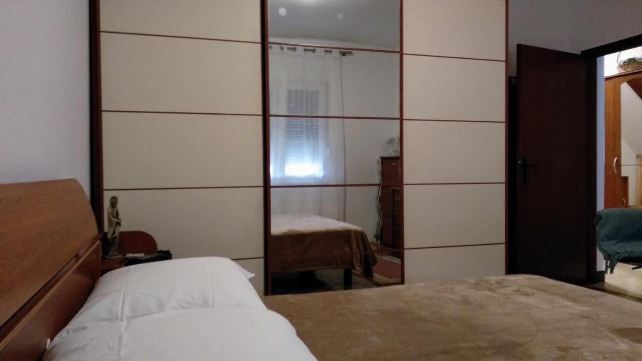 Apartman Tonka Kaštela Exteriör bild